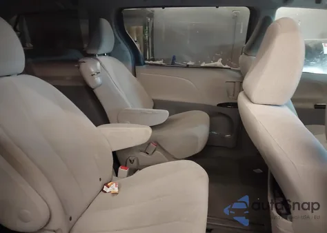 2013 Toyota Sienna Le V6 8 Passenger из США, поврежденный, VIN 5TDKK3DC2DS291340